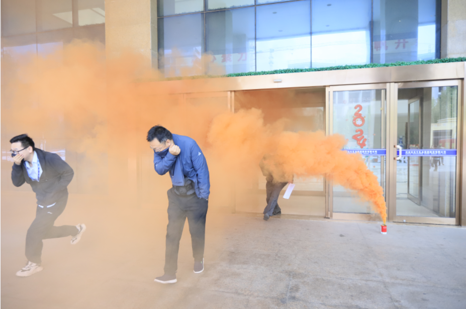 增強(qiáng)消防意識(shí)，筑牢安全底線丨花花牛乳業(yè)集團(tuán)組織消防應(yīng)急演練