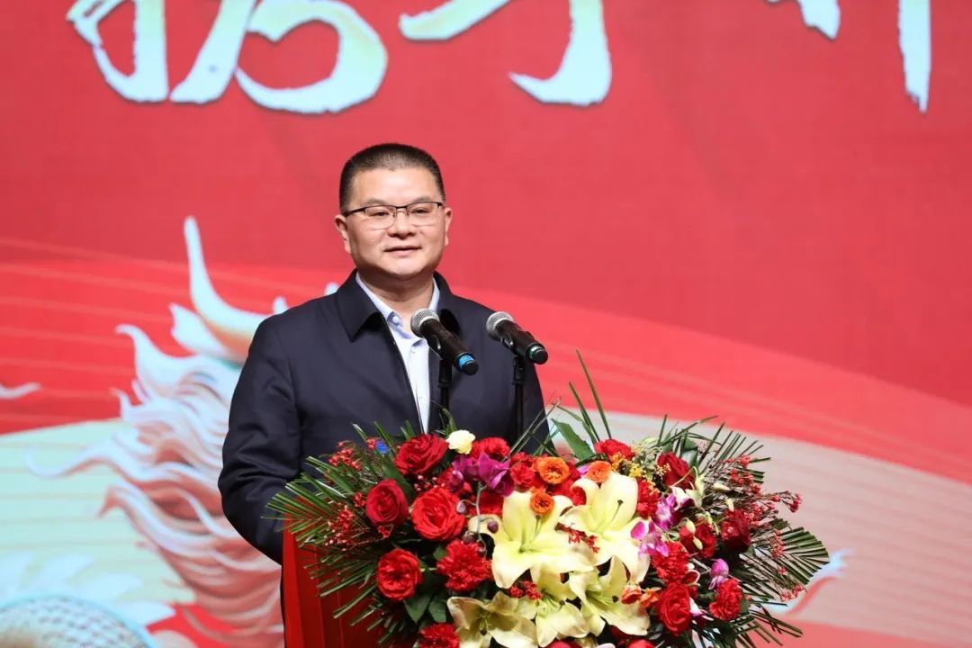 花花牛乳業(yè)30周年暨2024年客戶大會(huì)圓滿召開(kāi)！