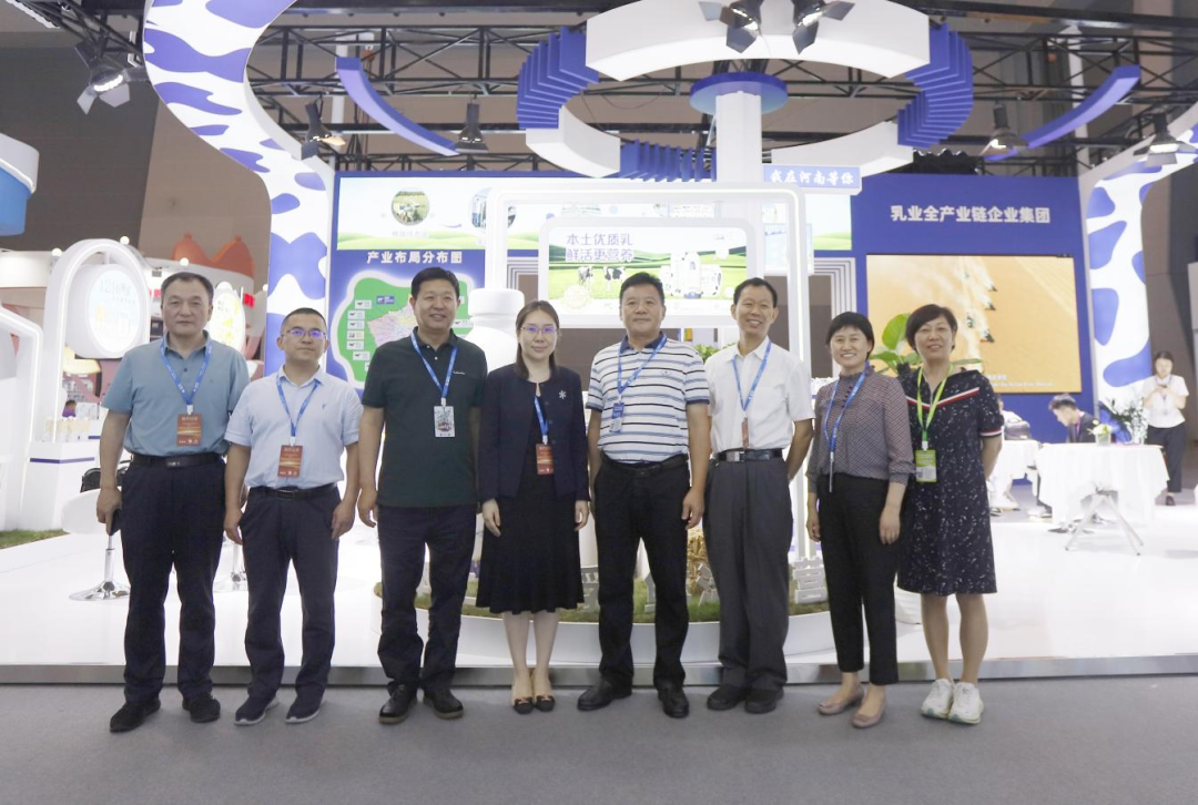 啟航新征程 點亮新賽道丨花花牛乳業(yè)集團參加第十四屆中國奶業(yè)大會暨D20峰會，榮獲“中國乳制品生產(chǎn)企業(yè)現(xiàn)代化等級5A級”評定殊榮