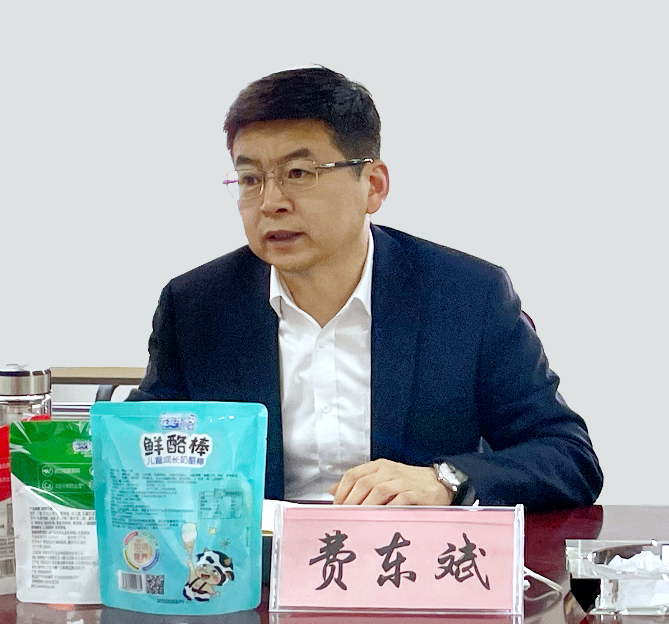 河南省委常委、副省長費(fèi)東斌蒞臨 花花牛乳業(yè)集團(tuán)調(diào)研